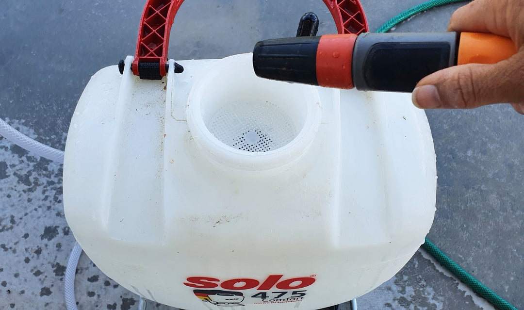 How to clean your sprayer - Solo New Zealand