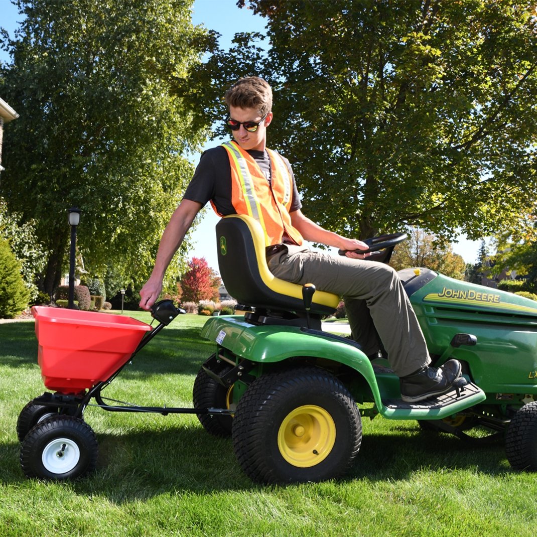 Earthway broadcast tow behind seed & fertiliser spreader 36kg - Solo New Zealand