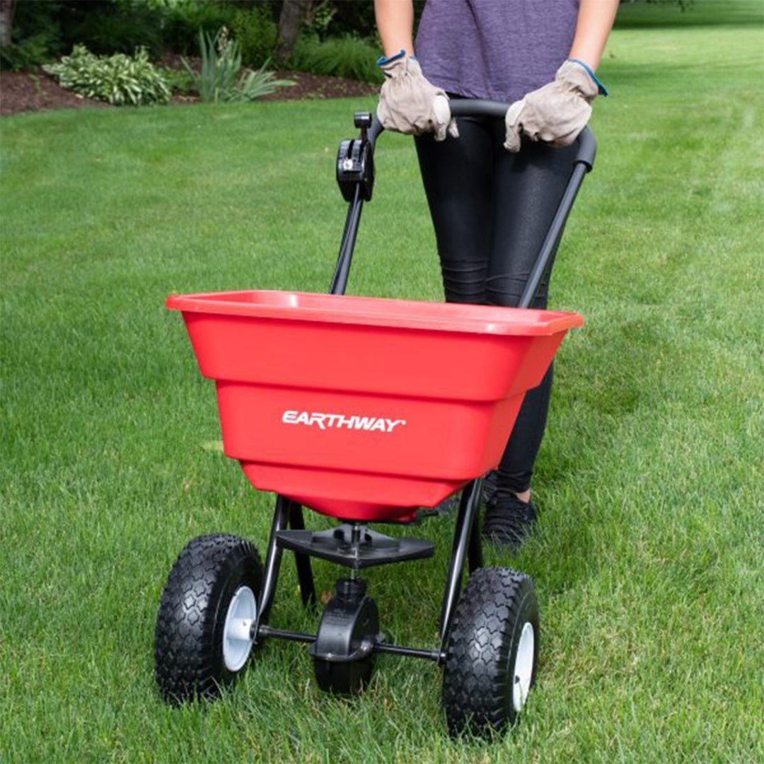 Earthway broadcast walk-behind seed & fertiliser spreader 35kg - Solo New Zealand